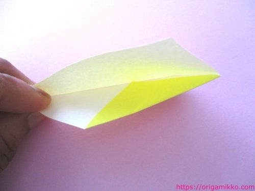 折り紙でひまわりの簡単な折り方 子供でもかわいい平面の向日葵の作り方 おりがみっこ