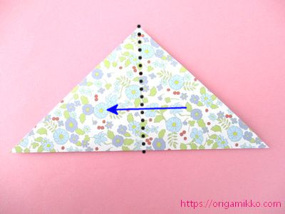 折り紙で花瓶の作り方 立体でおしゃれな花入れ 一輪挿し の簡単な折り方 おりがみっこ